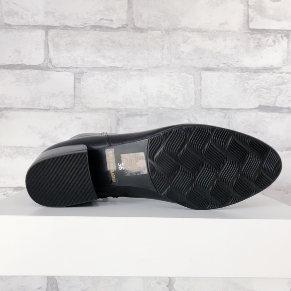 Canal Grande Black Leather Ankle Boots - Picture 6 of 6